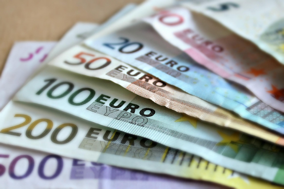 Consiliul European: România, progrese limitate în lupta împotriva spălării banilor și finanțării terorismului